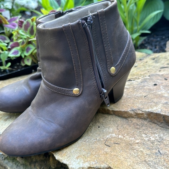 Life stride soft systems active arch booties brown size 7.5 - Picture 6 of 9